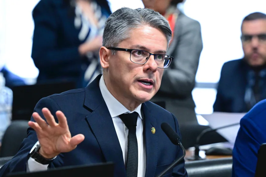 Relatório de Alessandro rejeita PEC da Blindagem no Senado