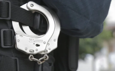 POLÍCIA CIVIIL PRENDE CONDENADO POR ESTUPRO DE VULNERÁVEL EM CARIRA.