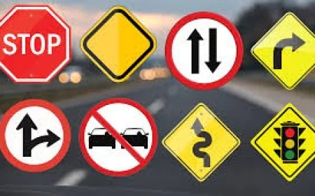 ATENÇÃO SMTT ARACAJU, MORADORES PEDEM RECOOCAÇÃO DE SINALIZAÇÃO HORIZONTAL E VERTICAL EM RUAS DO BAIRRO COROA DO MEIO.