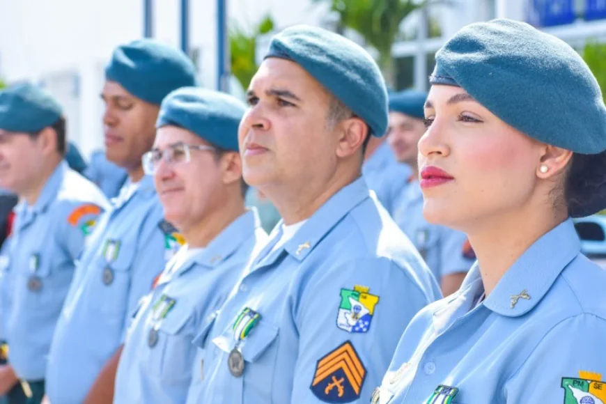 POLÍCIA MILITAR DO ESTADO DE SERGIPE HOMENAGEIA PROFISSIONAIS COM OUTORGA DE MEDALHAS.